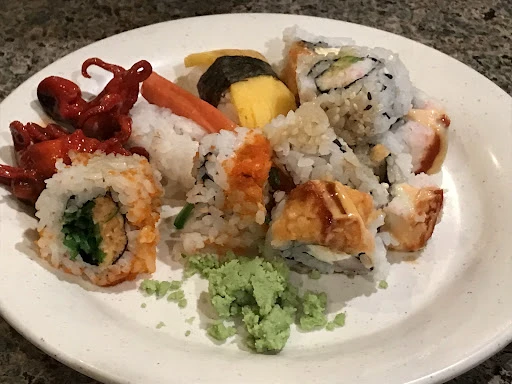 Hibachi Buffet Grill and Sushi photo 3